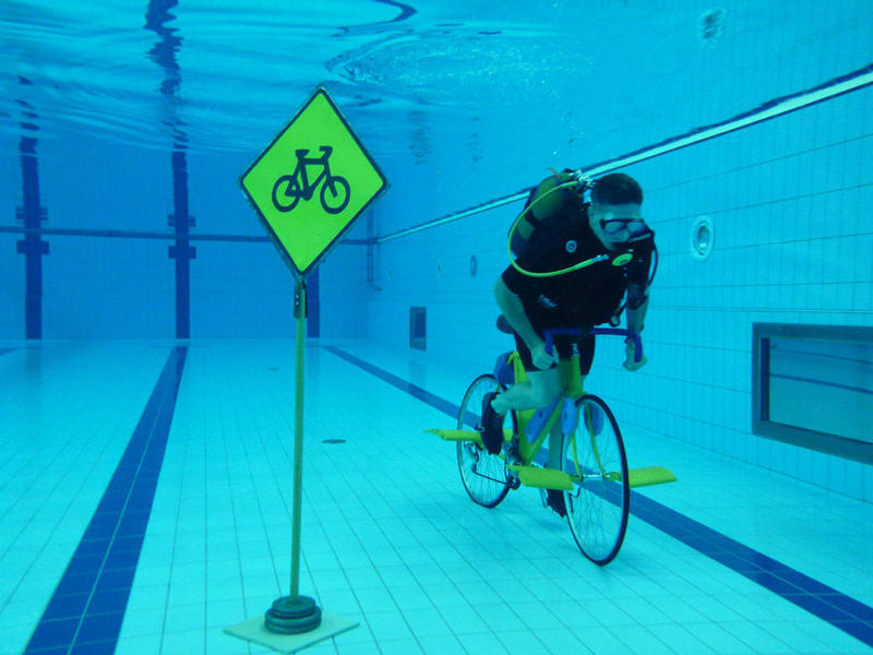 Cycling underwater record