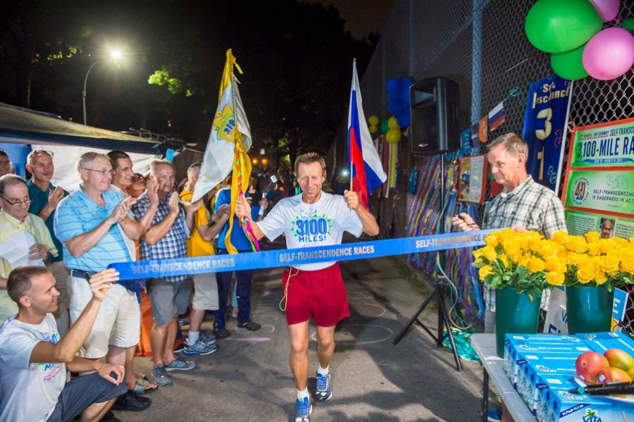 Vasu Duzhiy finishes 3100 Mile Race in 1st Place